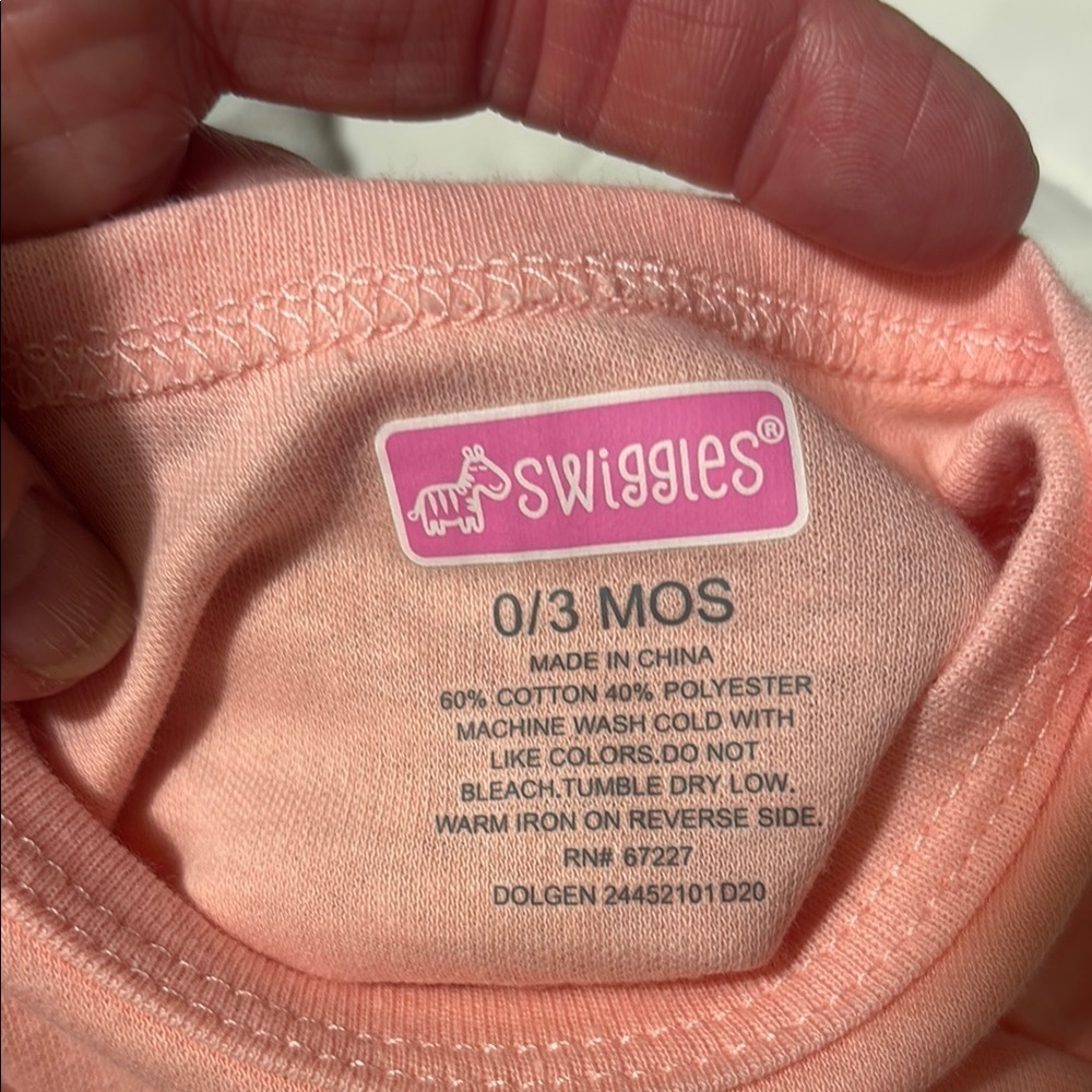 Pink and Gray Baby Outfit Set, Onsie, Pants, and Hat - Picture 2 of 6